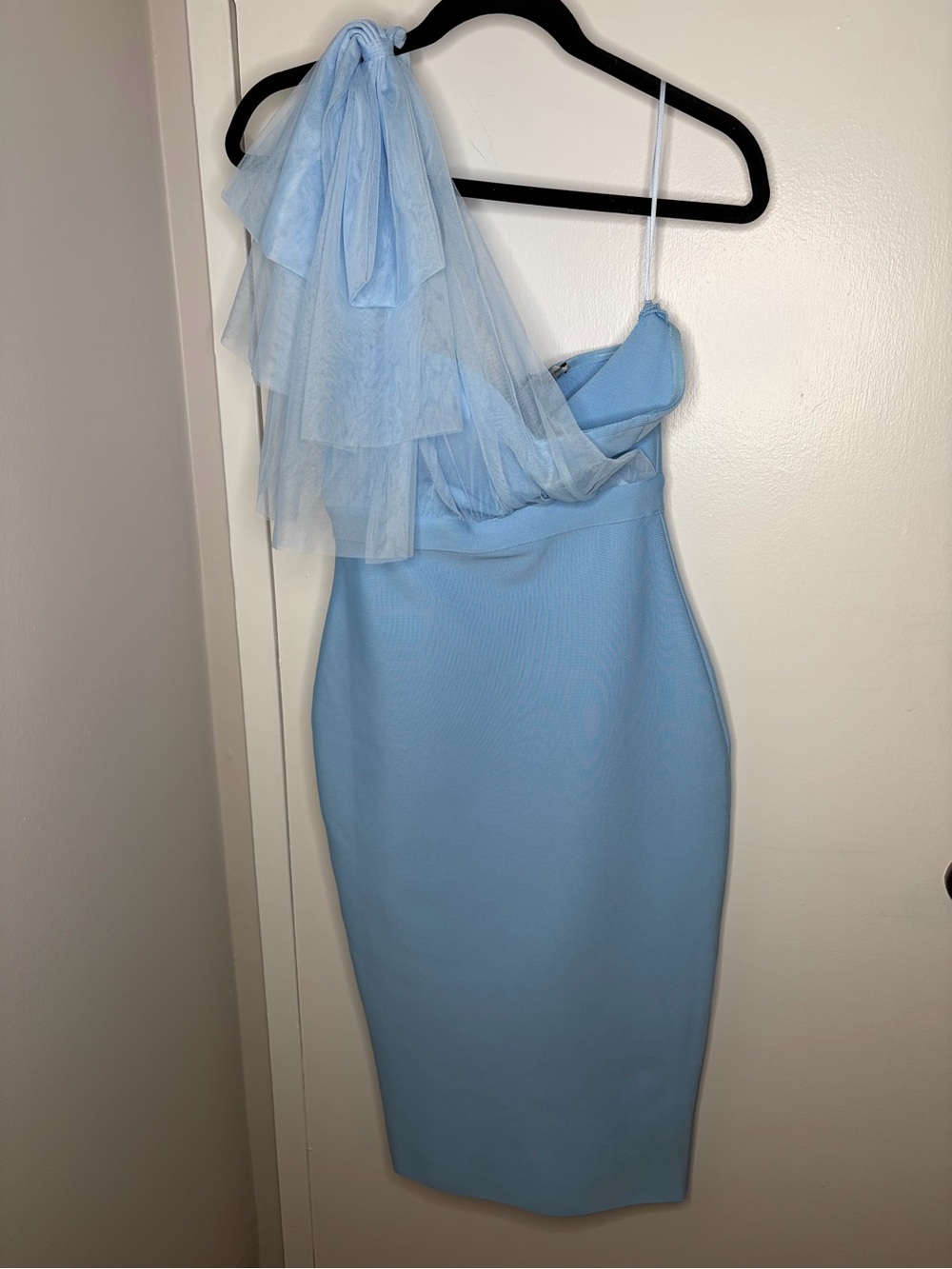 One-Shoulder Light Blue Midi Dress with Mesh Ruffle